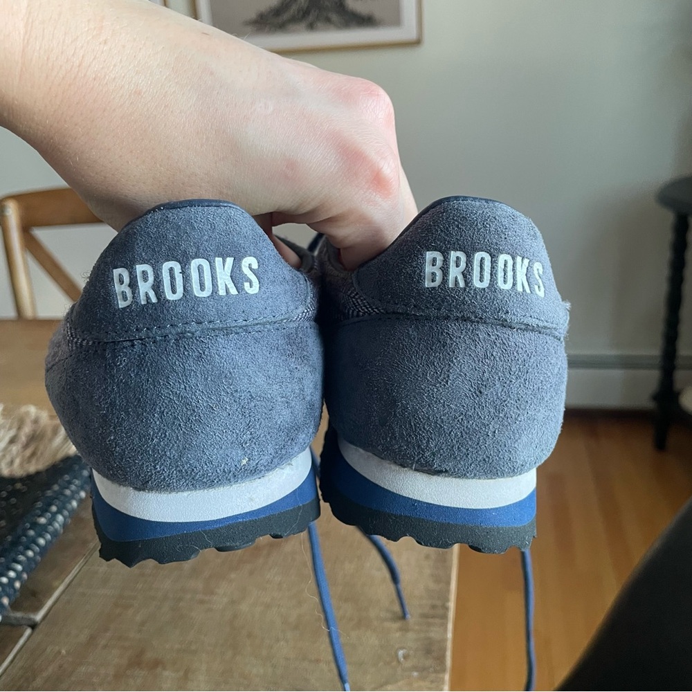 Brooks Vanguard Vintage Style Sneakers NWOT Women’s 10 - Picture 6 of 7